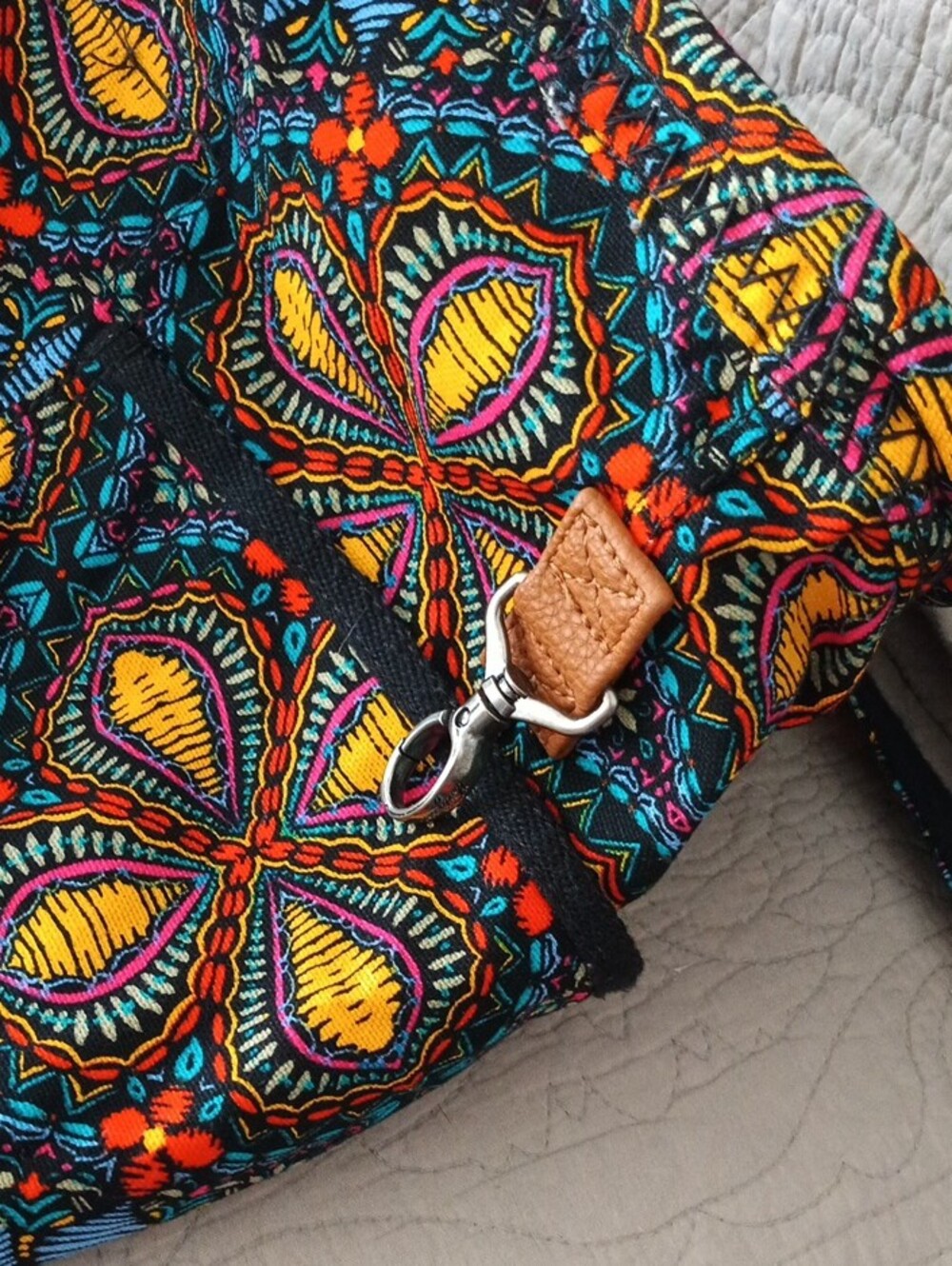 Thirty One Retro Metro Vibrant Blue Patterned Tote Bag - Picture 5 of 5